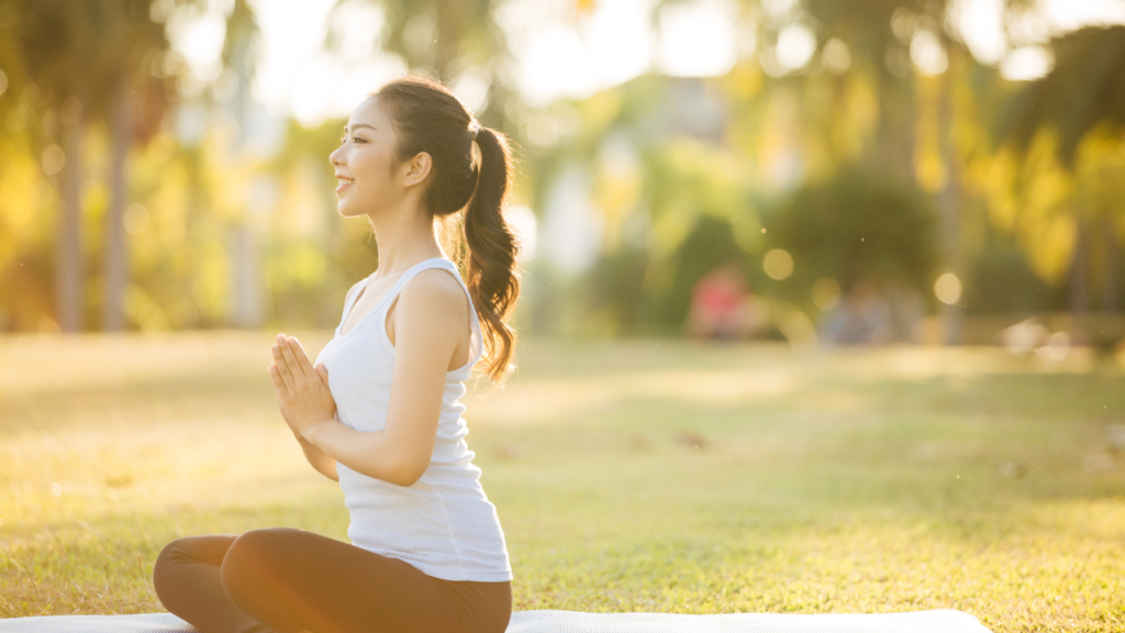 Yoga có lợi ích làm bớt đau đầu