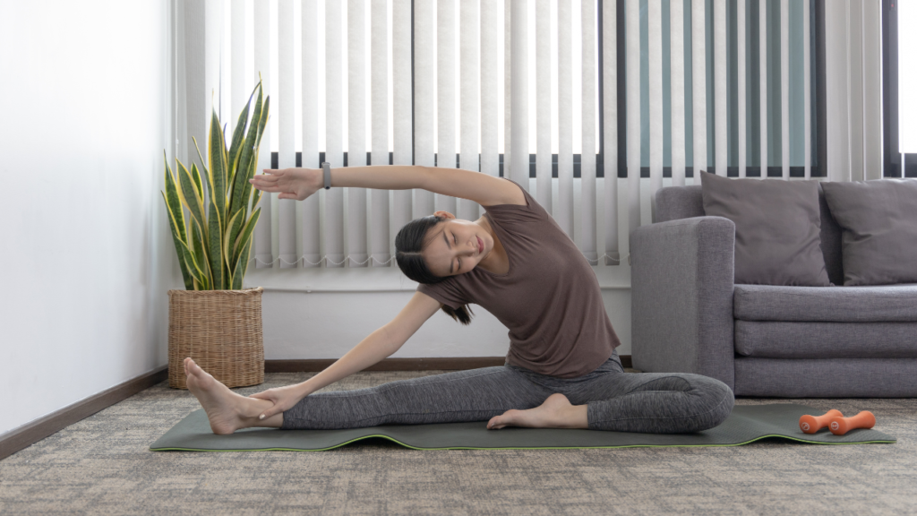 Tập luyện Yoga bên trên nhà