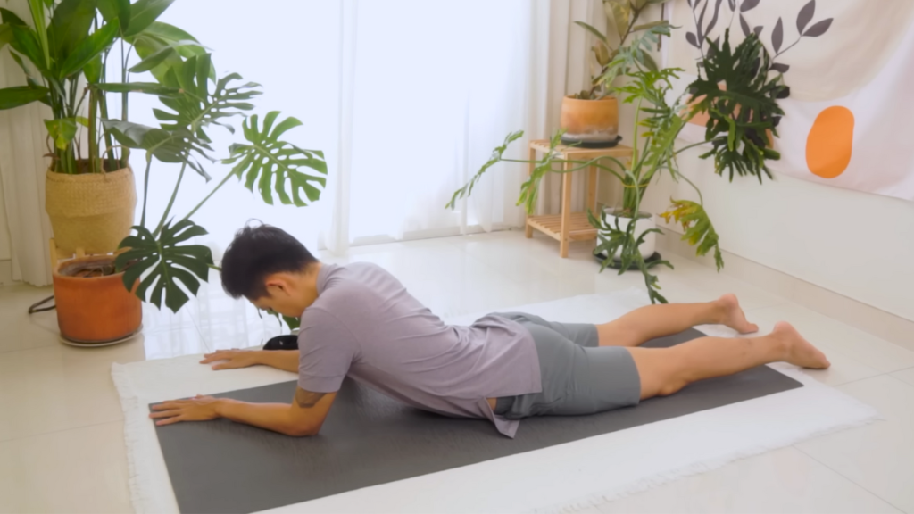 Tư thế Yoga Nhân Sư