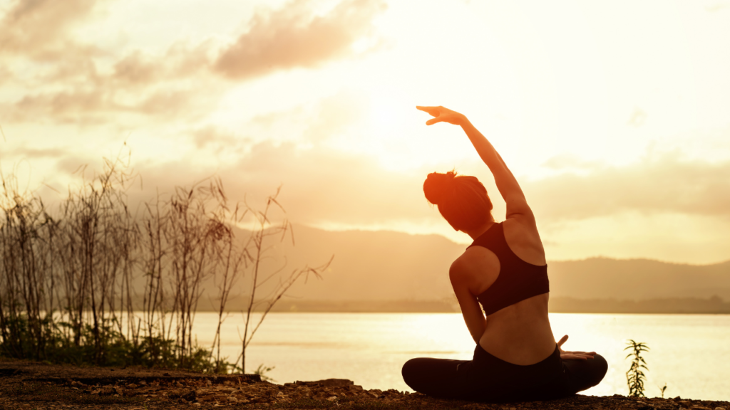 Tập Yoga trị liệu thoái hóa đốt sống cổ