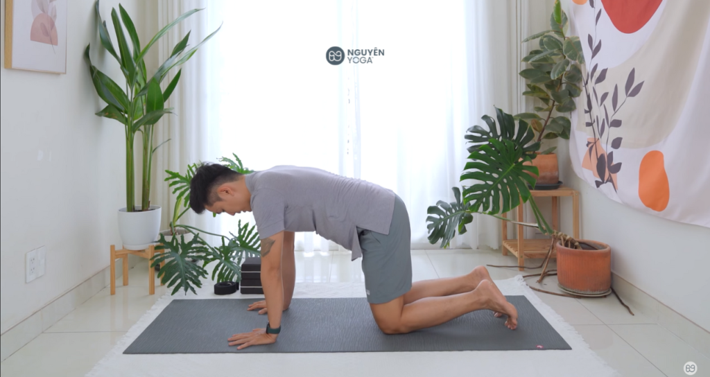 Xuất phát từ tư thế Yoga Chiếc Bàn