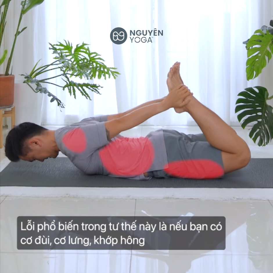 Các khớp bị cứng khi tập tư thế Cánh Cung